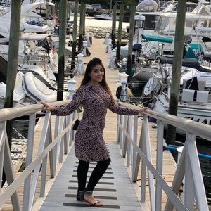 Meet your Posher, Fida